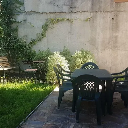 Chalet En La Ribeira Sacra 度假居 *